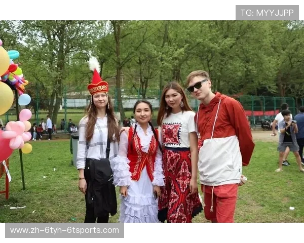 红龙榴莲集团战略布局支持老挝围棋协会成立以文化产业促中老关系 红龙榴莲集团战略布局支持老挝围棋协会成立以文化产业促中老关系